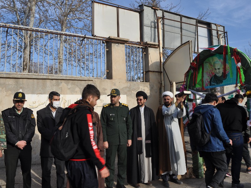اعزام کاروان راهیان‌ نور دانش‌آموزان اسلام‌آبادغرب به مناطق عملیاتی غرب کشور+تصاویر