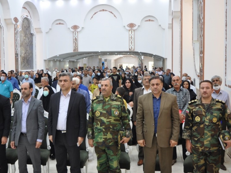 همایش تجلیل از بازنشستگان نیروهای مسلح در اسلام آبادغرب همایش تجلیل از بازنشستگان نیروهای مسلح در اسلام آبادغرب