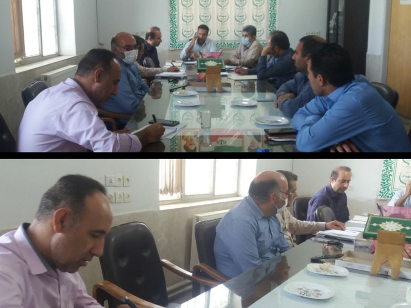 جلسه راهکارهای افزایش سطوح زیر کشت و افزایش راندمان تولید کلزا در اسلام آبادغرب