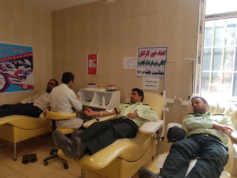 اهداءخون کارکنان انتظامی شهرستان اسلام آبادغرب+عکس