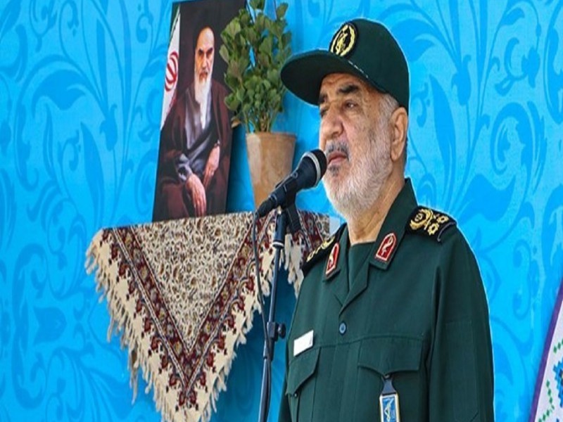 قرآن در حال تسخیر همه ذهن‌ها و ضمیرها است/ ذلیل شدن دشمنان اسلام به برکت قرآن