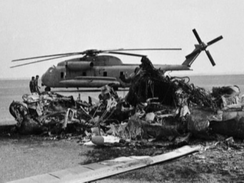 ضرورت بازخوانی اهداف شوم آمریکا در حمله نظامی به طبس ضرورت بازخوانی اهداف شوم آمریکا در حمله نظامی به طبس