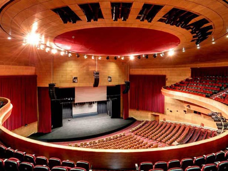 بازی بزرگان در صحنه نمایش/ درخشش تئاتری ها ادامه دارد بازی بزرگان در صحنه نمایش/ درخشش تئاتری ها ادامه دارد