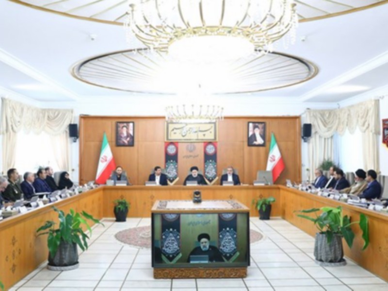 حاشیهای که مدیران را از خدمت به مردم بازدارد، خطای راهبردی است حاشیهای که مدیران را از خدمت به مردم بازدارد، خطای راهبردی است