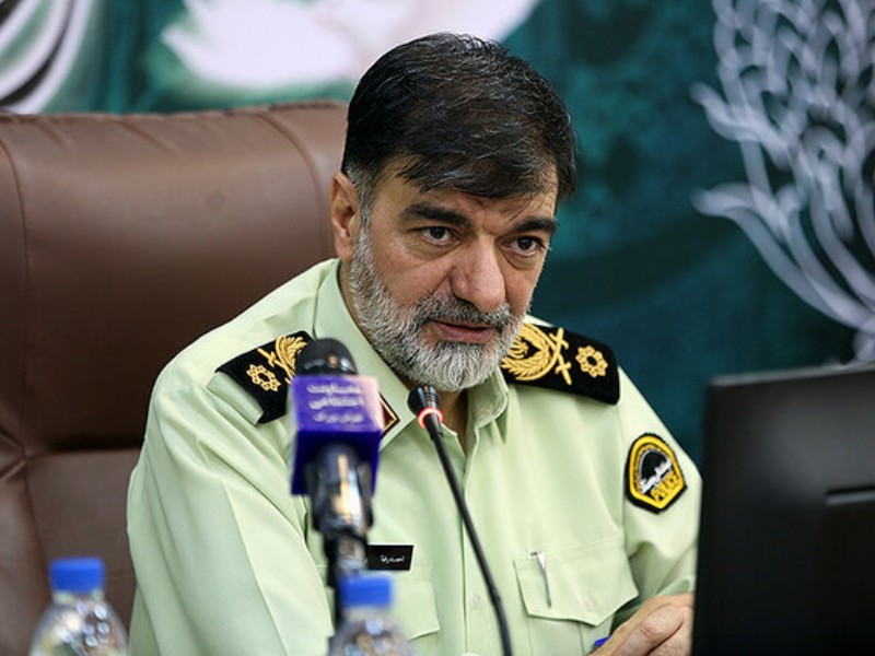 سردار رادان: پیام ما به ارازل و اوباش رسیده و با هرگونه سرکشی برخورد میکنیم سردار رادان: پیام ما به ارازل و اوباش رسیده و با هرگونه سرکشی برخورد میکنیم