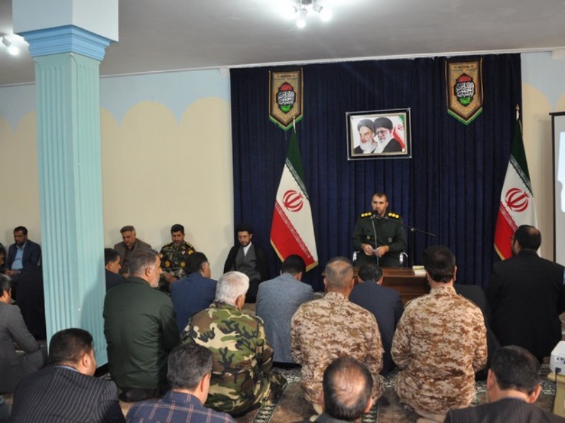 دیدار مسئولین و نیروهای مسلح اسلام‌آبادغرب با امام جمعه شهرستان+تصاویر