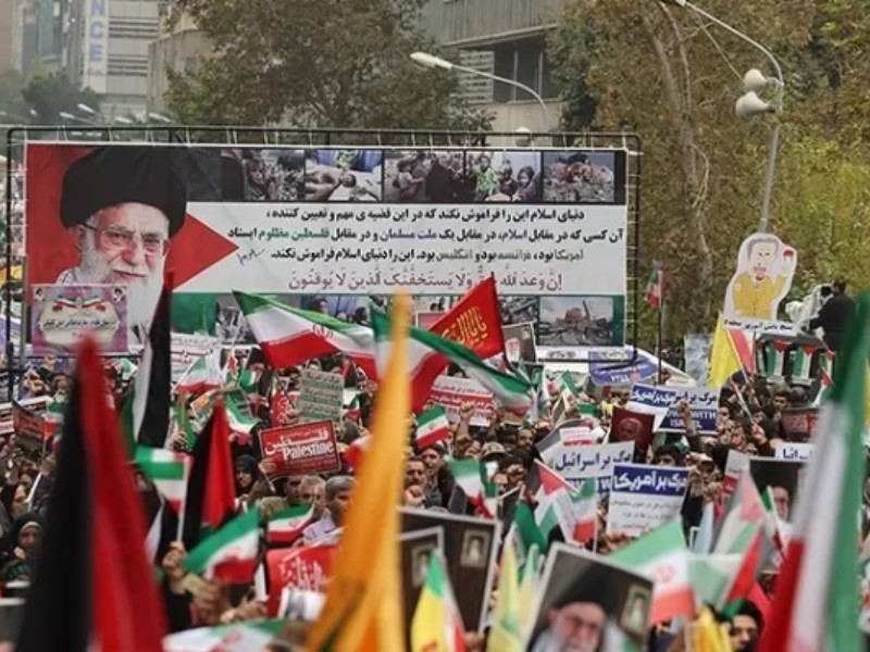 پنج پیام مهم راهپیمایی یوم الله ۱۳ آبان