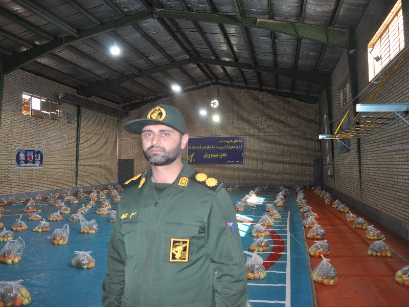 توزیع بیش از 2000 بسته معیشتی ویژه شب یلدا در اسلام آبادغرب