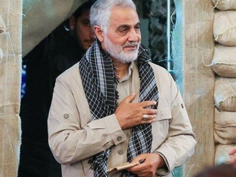 شهید سلیمانی دلسوز کشور و مردم بود