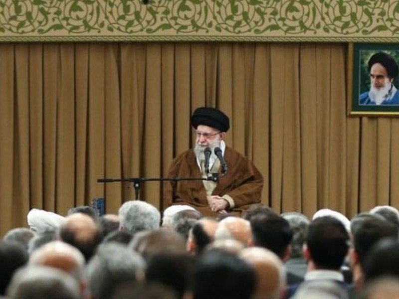 در زمینه‌ی نشان دادن پیشرفت‌ها کم کاریم