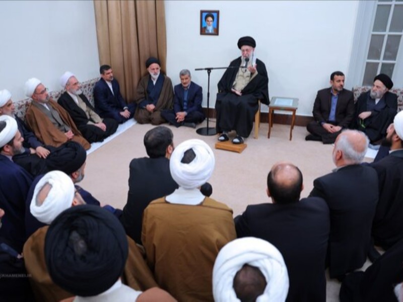 رهبر انقلاب: حوزه علمیه وام‌دار آیت‌الله جوادی‌آملی است رهبر انقلاب: حوزه علمیه وام‌دار آیت‌الله جوادی‌آملی است