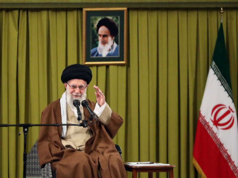 برخی با لبخند دشمن خیالشان راحت می شود/غدیر را بهانه دعوای شیعه و سنی قرار ندهیم برخی با لبخند دشمن خیالشان راحت می شود/غدیر را بهانه دعوای شیعه و سنی قرار ندهیم