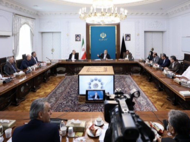 خبرنگاران حوزه ایثار و شهدت ممتازترین بندگان خدا را معرفی میکنند خبرنگاران حوزه ایثار و شهدت ممتازترین بندگان خدا را معرفی میکنند