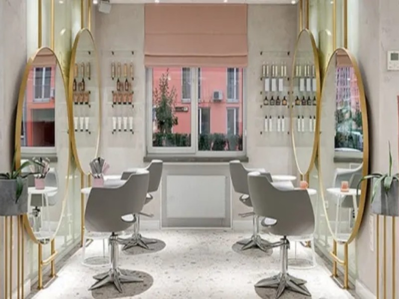 فعالیت بیش از ۱۲۰۰ آرایشگر زنانه در کرمانشاه