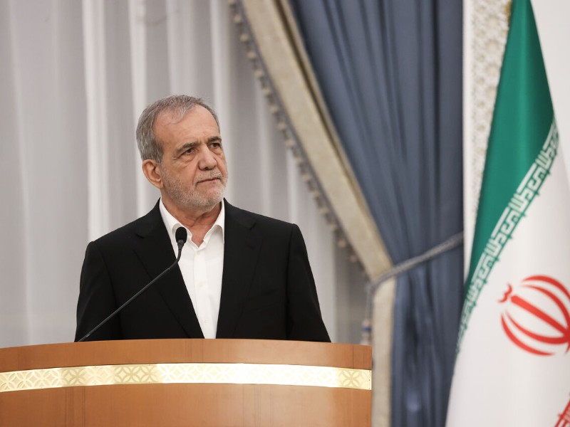 آمریکا و اروپا از حکومت وحشی دفاع می کنند که هیچ چارچوب انسانی را رعایت نمی کند