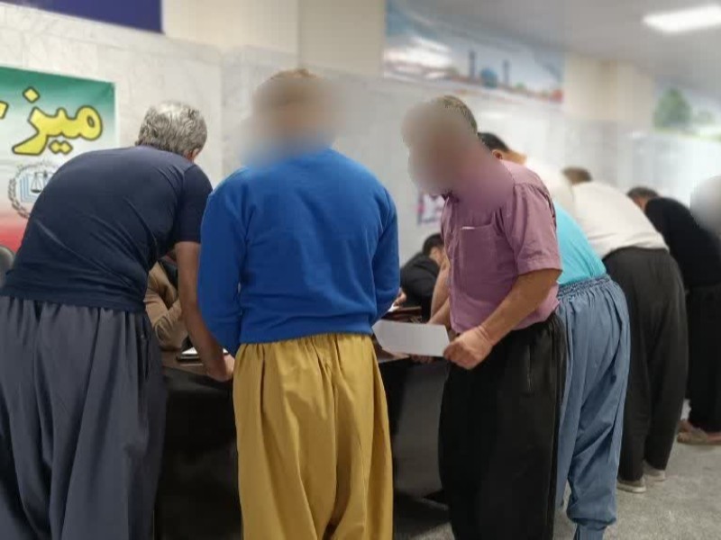 ارائه میز خدمت به زندانیان شهرستان اسلام‌آبادغرب