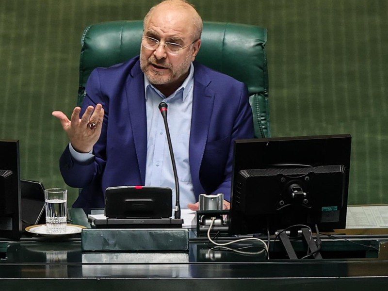 بسیج الگوی امروز جوانان در فلسطین و لبنان است