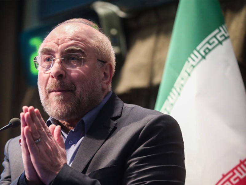 باید همه در کشور برای خلق ثروت جدید توام با ارزش آفرینی تلاش کنیم