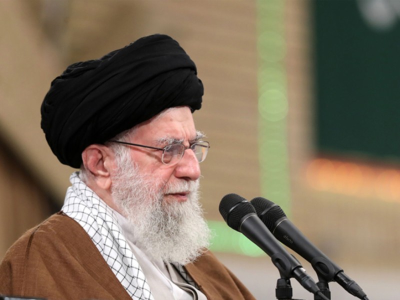 بسیجیان توطئه آمریکا در قضیه اورانیوم غنی شده 20 درصد را شکستند/ بسیج ابتکار امام (ره) بود