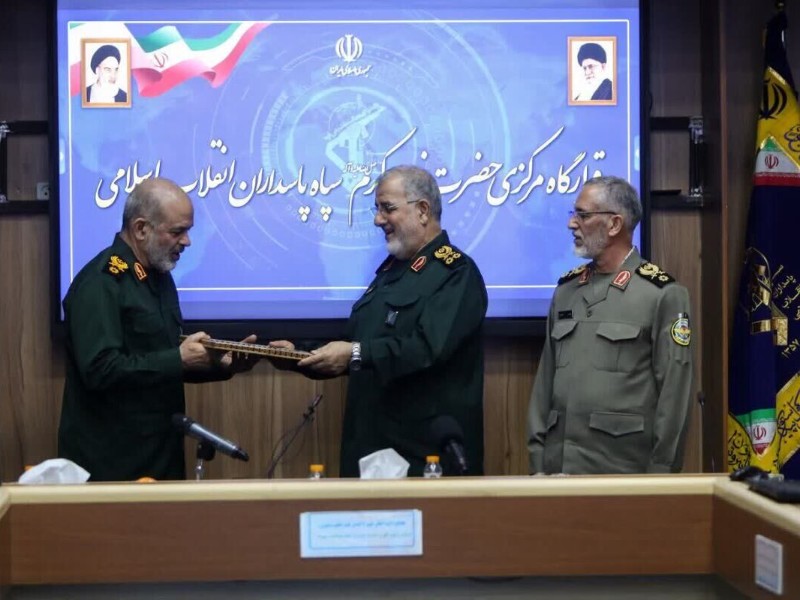 سردار وحیدی به جانشینی فرمانده کل سپاه منصوب شد سردار وحیدی به جانشینی فرمانده کل سپاه منصوب شد