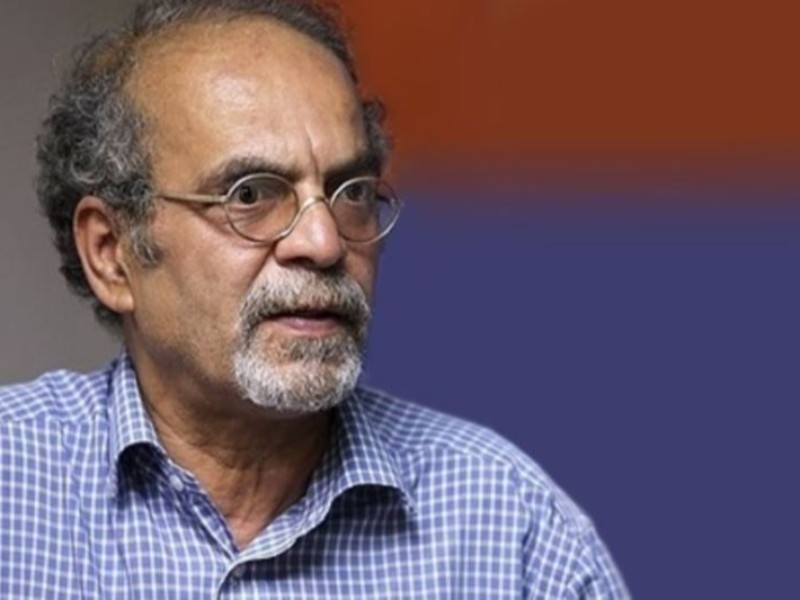 همزمان با مذاکره، دست ایران روی ماشه است