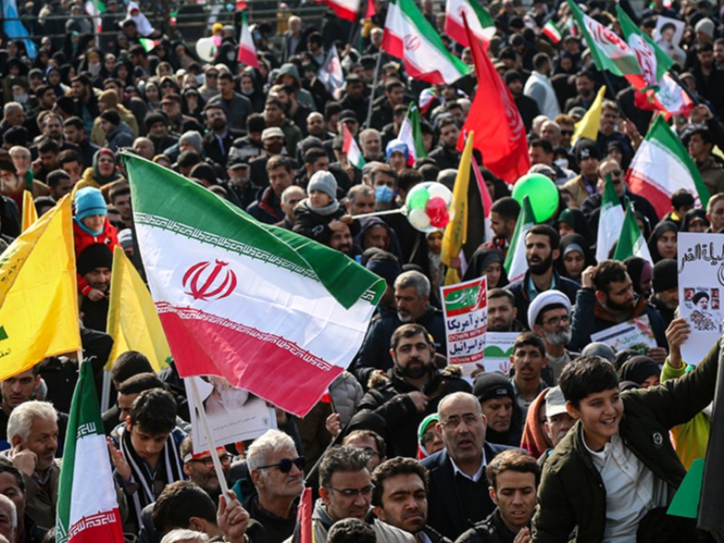 ایران یک‌صدا در ۲۲ بهمن؛ آغاز راهپیمایی چهل‌وهفتمین فجر انقلاب از دقایقی دیگر