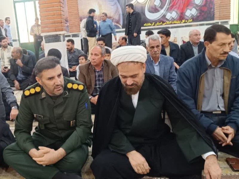 آیین گرامی‌داشت ۱۷ شهید دهستان دیزگران در بخش حمیل