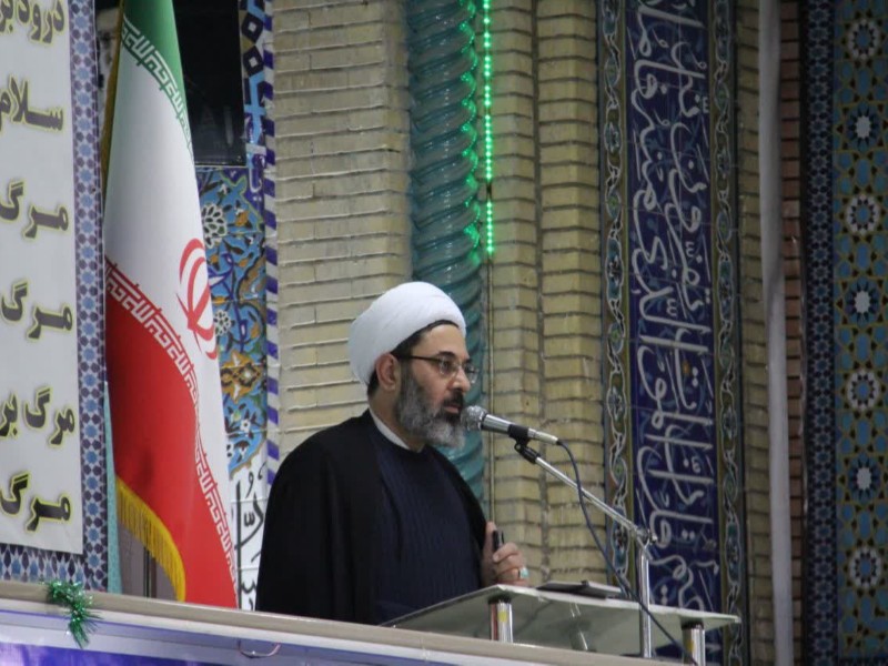 اقتصاد ایران باید از وابستگی به دلار فاصله بگیرد