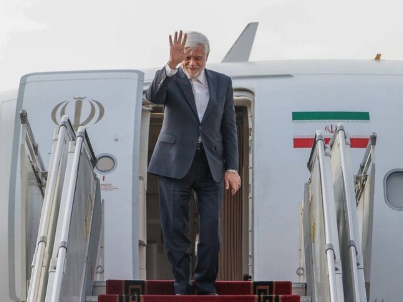 عارف به روسیه می‌رود