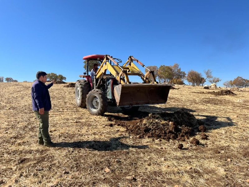 خلع ید بیش از ۹۲۰۰ مترمربع از اراضی ملی در روستای علی‌آباد اسلام‌آبادغرب