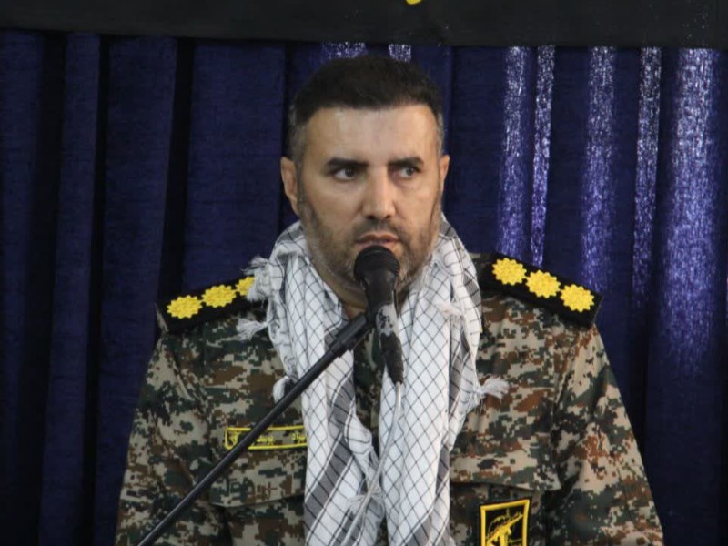 بسیج، مدرسه عشق و نماد تبدیل تهدید به فرصت است.